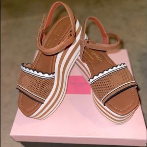 ✨Kate Spade Highrise Wedge ✨